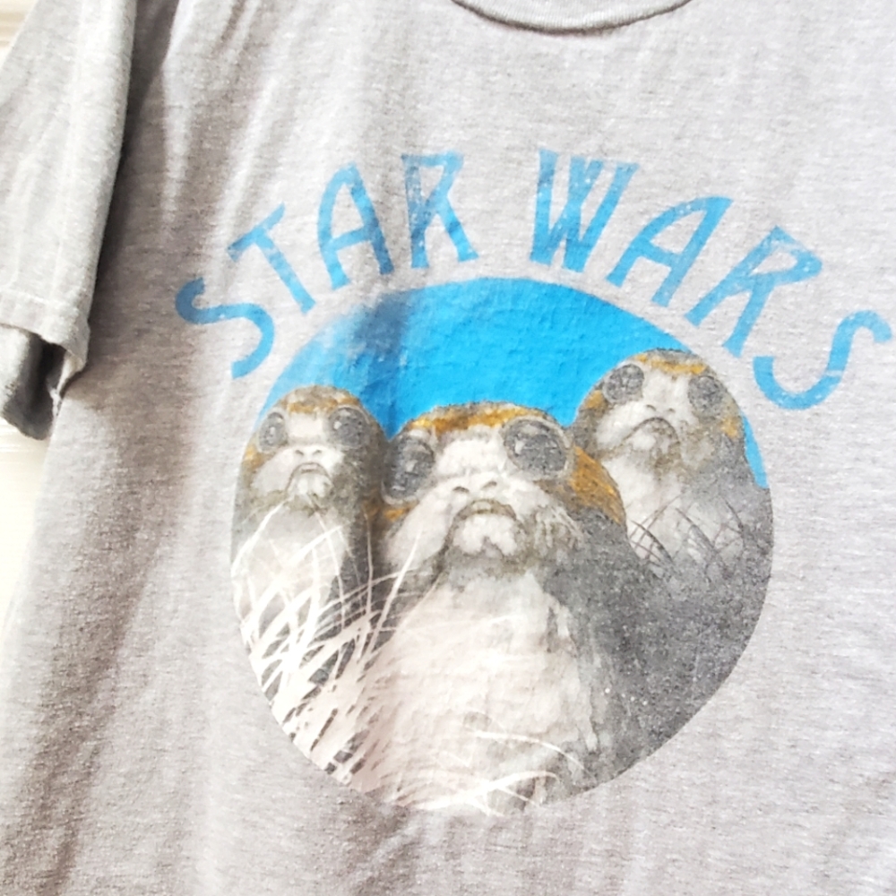 Star Wars Last Jedi Porgs Tee MEDIUM